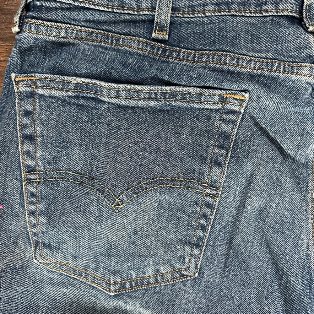 Levi's 505 40 32 jean’s blue Relaxed straight with Distressed Details men’s